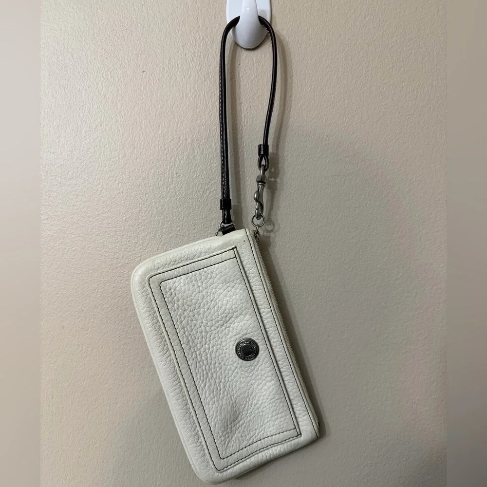 Vintage White Pebble Leather Coach Wristlet Handbag